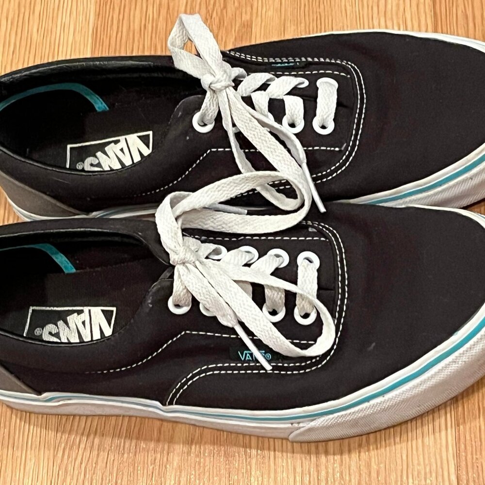 Vans - Black Authentic with White stitching and Turquoise Accent